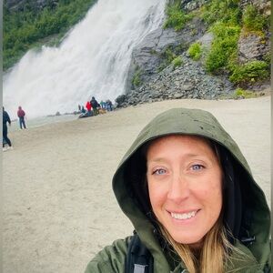 Meet your Posher, Lauren